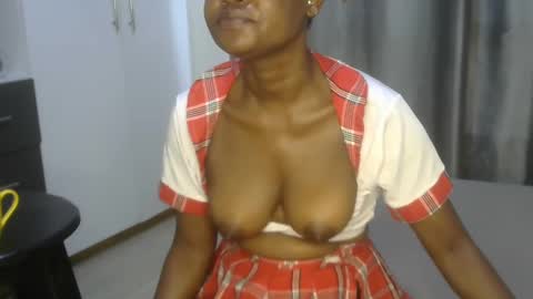 east_queen online show from 02/02/25, 09:40