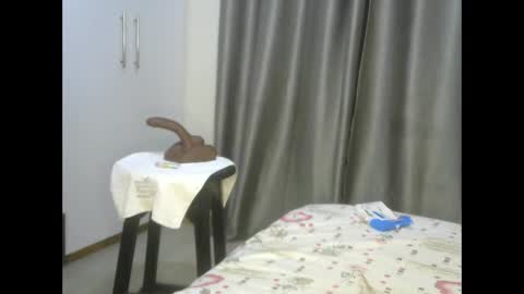 east_queen online show from 02/23/25, 04:02