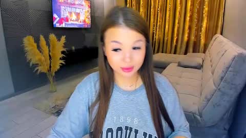 Snapshot of easternbeautyy chatting on 12/03/24, 07:55 easternbeautyy online show from 12/03/24, 07:55