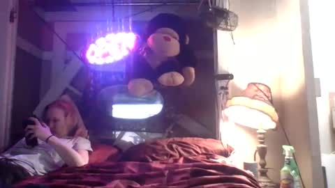 Snapshot of eastside6996 chatting on 11/04/25, 10:14 pussy an ass online show from 11/04/25, 10:14