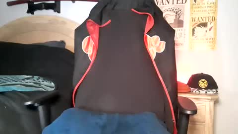 TWITTER   INSTAGRAM    easybreezy20   ONLINE 1230 AM TO 7AM online show from 04/03/26, 07:17