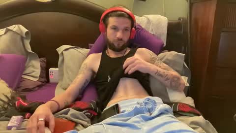 Easytrippy69 online show from 11/16/25, 10:04