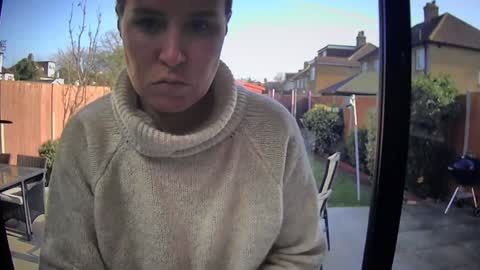 Nadia Ferreira  online show from 02/25/26, 10:36