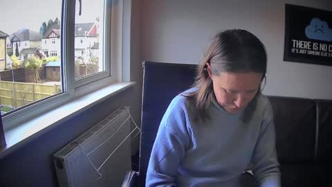 Nadia Ferreira  online show from 03/12/26, 01:39