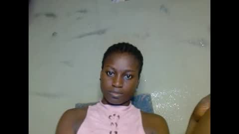 eatuupx online show from 12/21/25, 01:29