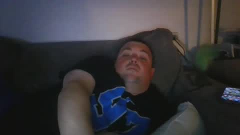 Eazyb91 online show from 12/31/24, 09:17