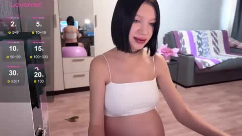 Snapshot of eazylove156 chatting on 11/14/25, 06:12 Michael online show from 11/14/25, 06:12