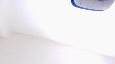 Snapshot of eban_dustan chatting on 10/31/25, 03:57 Eban online show from 10/31/25, 03:57