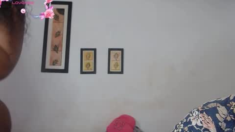 Snapshot of ebanoymarfil2 chatting on 12/03/24, 04:47 Laraand Drake online show from 12/03/24, 04:47