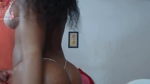 Snapshot of ebanoymarfil2 chatting on 12/18/24, 11:56 Laraand Drake online show from 12/18/24, 11:56