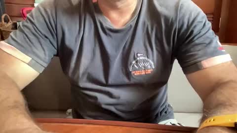 Snapshot of ebnk15 chatting on 09/13/25, 01:33 ebnk15 online show from 09/13/25, 01:33