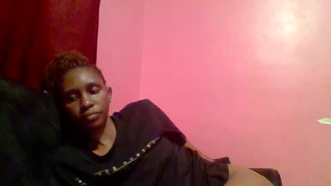 Snapshot of ebon_fantasy1 chatting on 06/05/26, 12:39 Ebon Fantasy1s online show from 06/05/26, 12:39