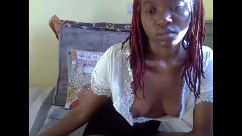Snapshot of eboniana chatting on 05/19/26, 05:14 eboniana online show from 05/19/26, 05:14