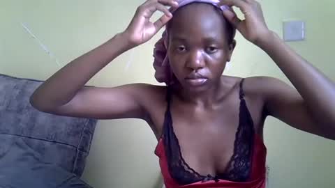 Snapshot of eboniana chatting on 06/28/26, 06:19 eboniana online show from 06/28/26, 06:19