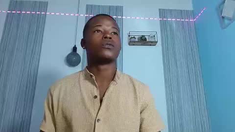 Chris Palaz  online show from 12/15/25, 06:45