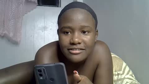 Queen online show from 02/14/26, 09:11