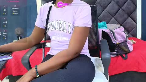 Snapshot of ebony__jheim chatting on 10/04/25, 11:41 jheim online show from 10/04/25, 11:41