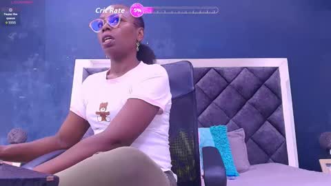 Snapshot of ebony__jheim chatting on 03/16/26, 01:15 jheim online show from 03/16/26, 01:15