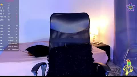 Snapshot of ebony__queen2 chatting on 06/15/26, 08:22 ebony__queen2 online show from 06/15/26, 08:22