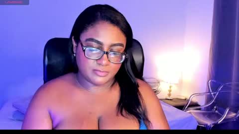 Snapshot of ebony__queen2 chatting on 07/07/26, 08:24 ebony__queen2 online show from 07/07/26, 08:24