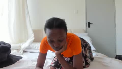 Snapshot of ebony_africa chatting on 06/01/26, 11:12 ebony_africa online show from 06/01/26, 11:12