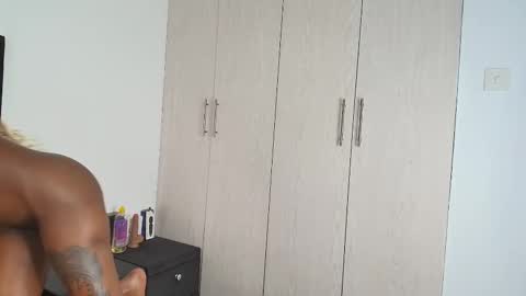 Angelina online show from 09/28/25, 10:48