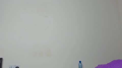 Snapshot of ebony_arya chatting on 06/04/26, 08:20 Arya online show from 06/04/26, 08:20