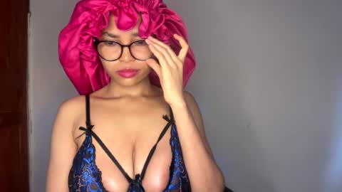 Snapshot of ebony_badgurl chatting on 08/04/26, 02:19 Ebony badgurl online show from 08/04/26, 02:19