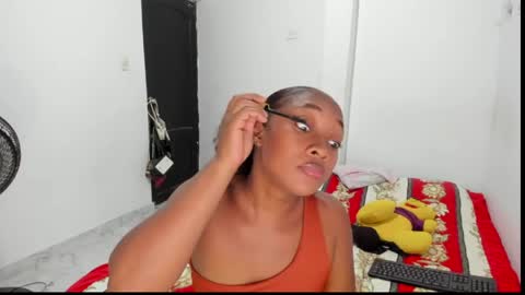 Snapshot of ebony_banks chatting on 05/22/26, 02:40 Liz online show from 05/22/26, 02:40