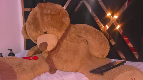 Luci  online show from 02/26/25, 05:09