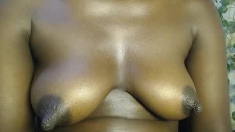 Snapshot of ebony_choco2 chatting on 01/13/25, 11:08 ebony choco2 online show from 01/13/25, 11:08