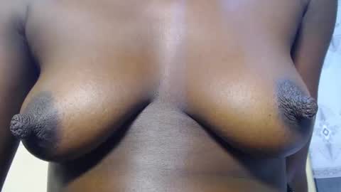 Snapshot of ebony_choco2 chatting on 02/14/25, 09:10 ebony choco2 online show from 02/14/25, 09:10