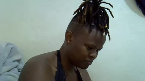 Snapshot of ebony_cuttey30 chatting on 07/12/26, 01:02 ebony_cuttey30 online show from 07/12/26, 01:02