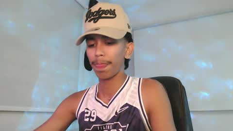 ebony_fuckboy online show from 11/20/25, 06:51