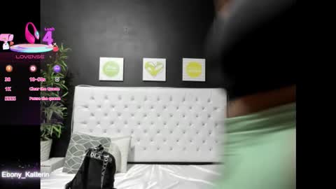 ebony_katterin online show from 11/26/25, 11:00