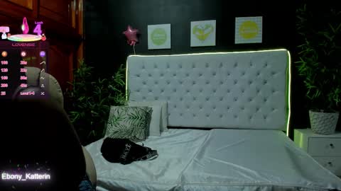 ebony_katterin online show from 02/07/26, 11:03
