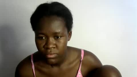 ebony_lynne online show from 04/18/26, 08:51
