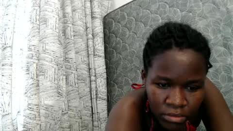 Snapshot of ebony_lynne chatting on 06/30/26, 01:01 ebony_lynne online show from 06/30/26, 01:01