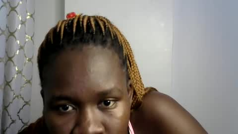 Snapshot of ebony_lynne chatting on 08/04/26, 08:44 ebony_lynne online show from 08/04/26, 08:44