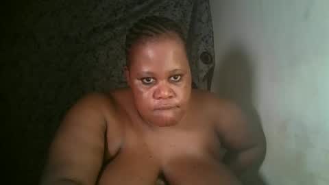 ebony_magixs online show from 04/14/26, 10:38