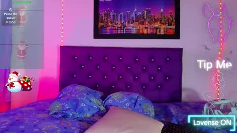 LINA  online show from 12/15/25, 07:18