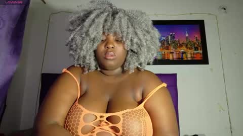 Snapshot of ebony_neighbormoans chatting on 05/12/26, 07:49 LINA online show from 05/12/26, 07:49
