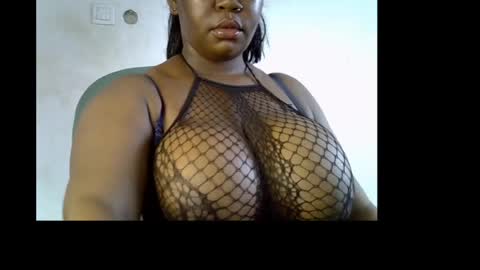 Snapshot of ebony_plumx12 chatting on 05/07/26, 08:52 Prisy online show from 05/07/26, 08:52