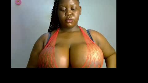 Snapshot of ebony_plumx12 chatting on 05/25/26, 08:48 Prisy online show from 05/25/26, 08:48