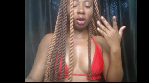 Snapshot of ebony_queenx chatting on 04/27/26, 09:29 Queen online show from 04/27/26, 09:29