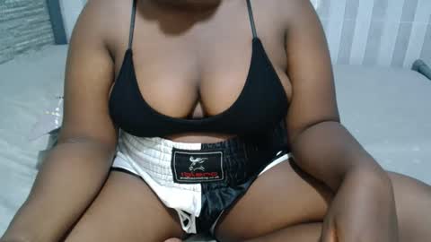 Snapshot of ebony_sabrina chatting on 11/07/25, 08:36 Sabrina online show from 11/07/25, 08:36