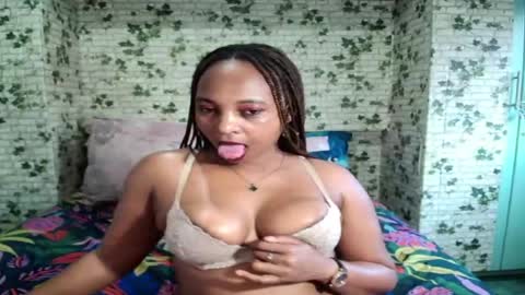 ebony_seduction00 online show from 08/04/26, 06:27