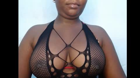 Snapshot of ebony_sexy_queen chatting on 10/19/25, 06:36 Racheal online show from 10/19/25, 06:36