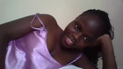 Snapshot of ebony_tasha chatting on 05/23/26, 05:23 tasha online show from 05/23/26, 05:23