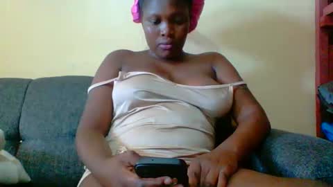 ebony_toto online show from 12/04/24, 09:29